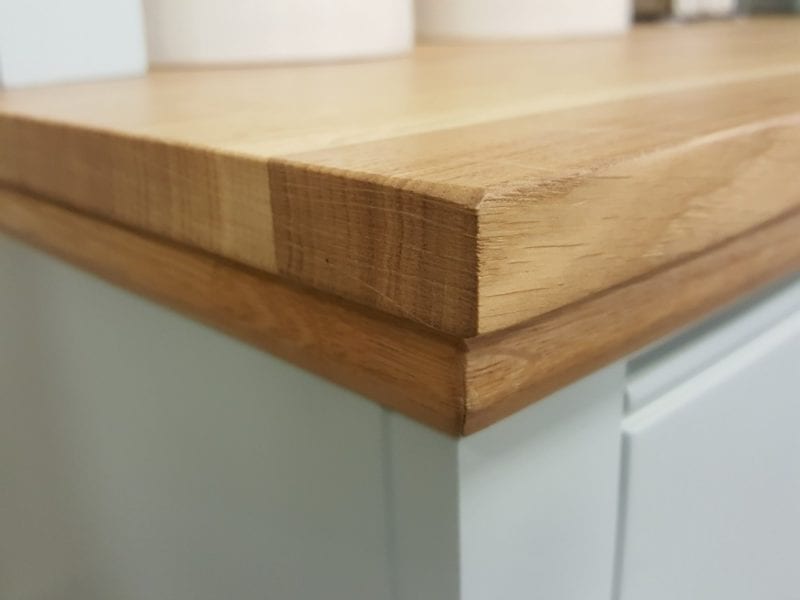 18mm Solid Oak Top with a straight edge and a oak mould underneath