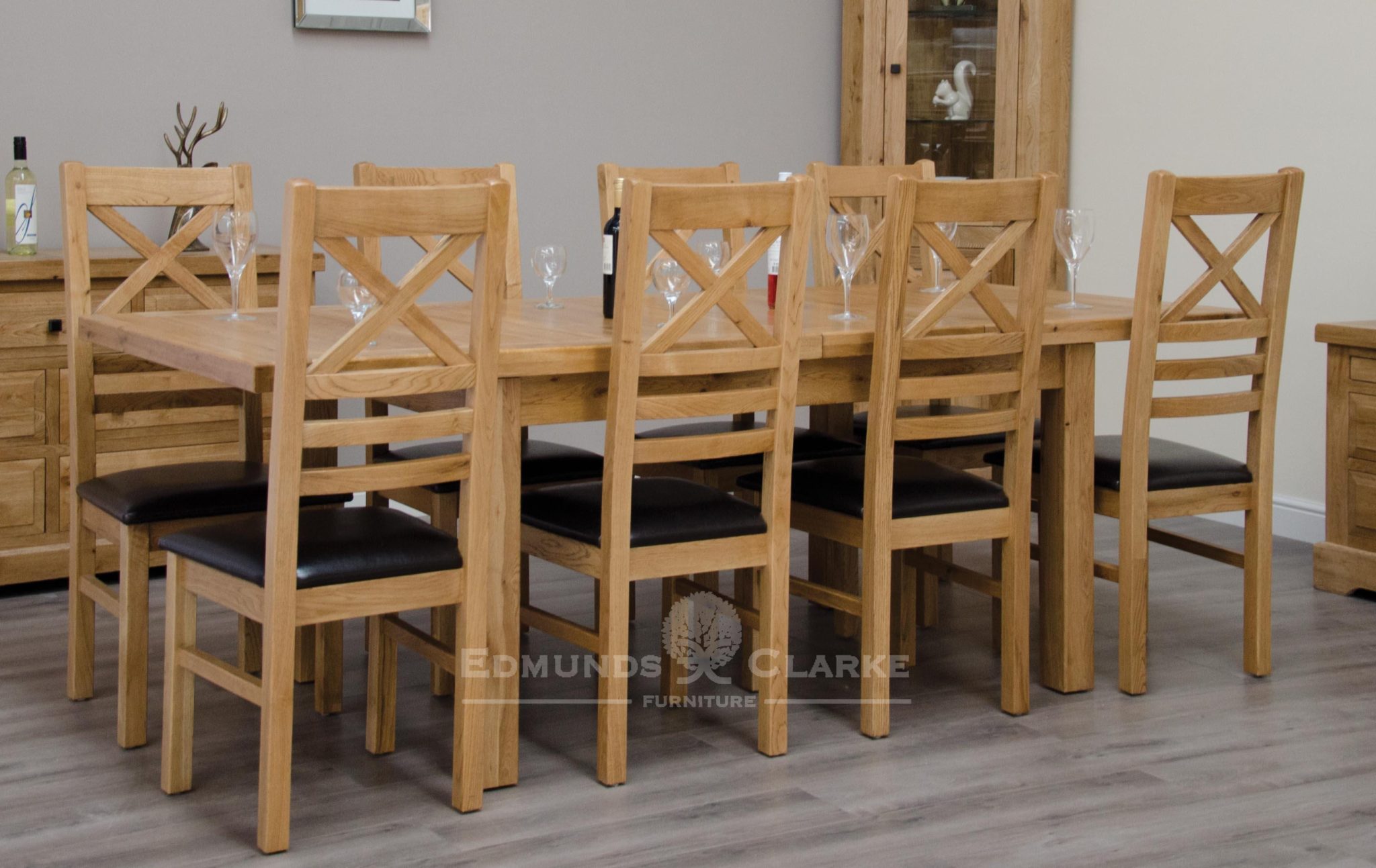 image of Melford solid oak 150cm extending table chunky, two leaves that store underneath will sit 4 to 8 people comfortably DLX1500EXT