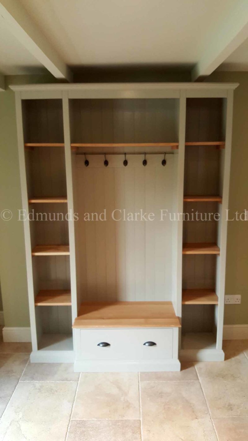 Made to measure bespoke hallway storage seat and shelving