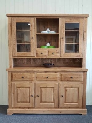 Melford Solid Oak complete dresser. glazed doors either side at the top with 2 small drawers