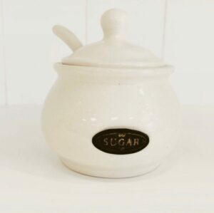 Country Kitchen sugar pot with ceramic spoon