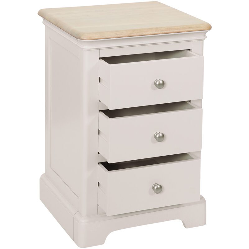 Barton Painted 3 Drawer Bedside Painted with light oak top and silver knobs. Edmunds & Clarke Furniture