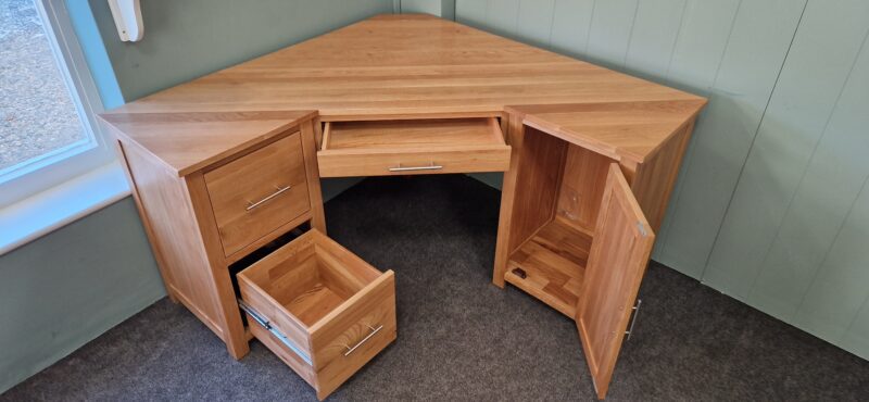 Edmunds & Clarke Bury Corner desk ex display collection Bury Oak - image showing drawers / doors open